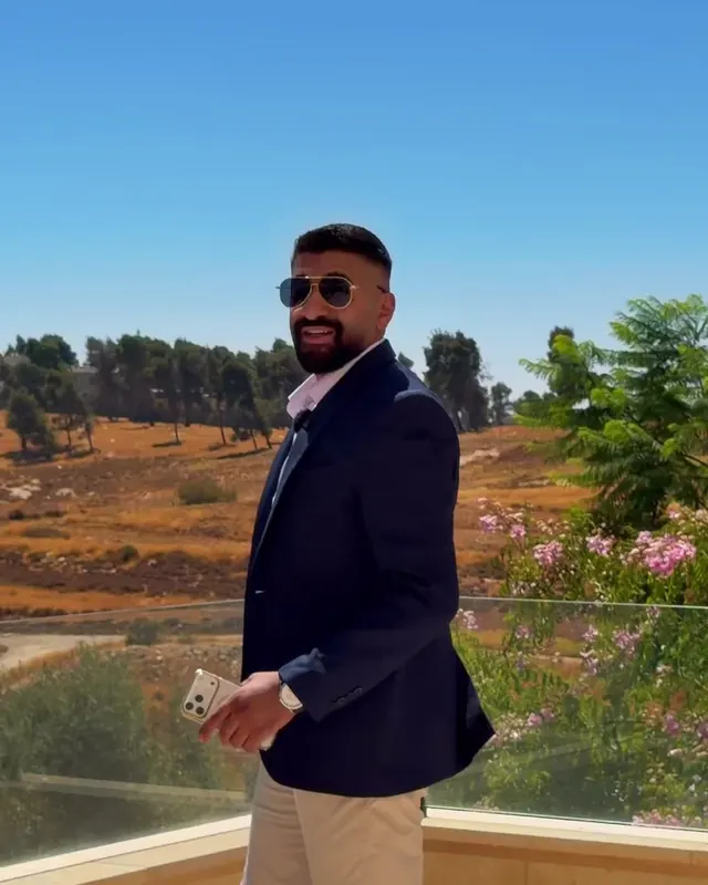 شقة طابق شبه أرضي مع مسبح داخلي، طريق المطار – الحويطي – صورة 1 من 2